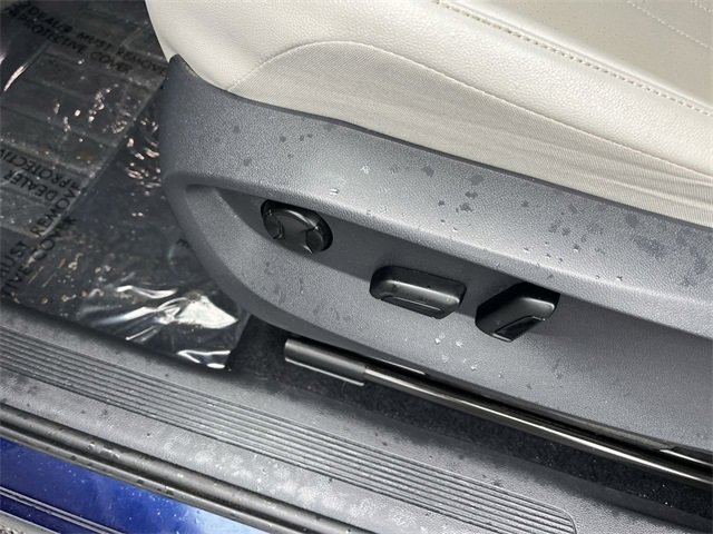 Used 2022 Volkswagen Tiguan SE image 10