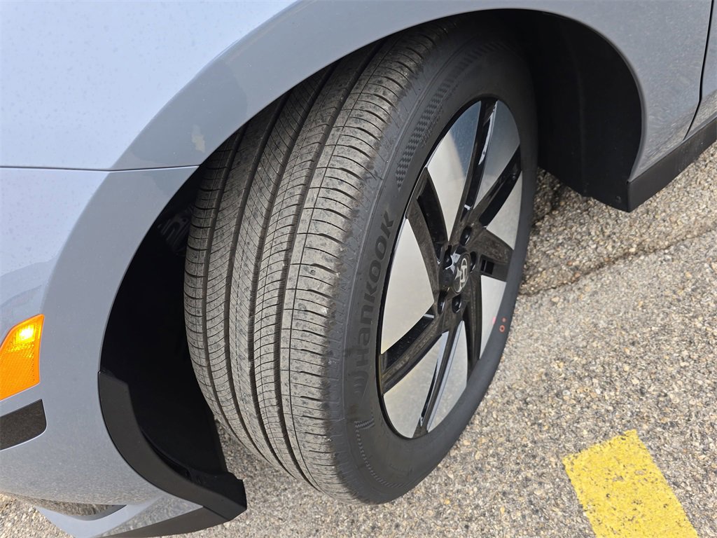 New 2025 Hyundai Ioniq 6 SE image 31