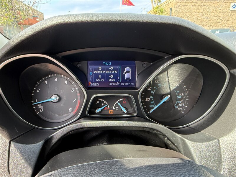 Used 2013 Ford Focus SE FWD image 18