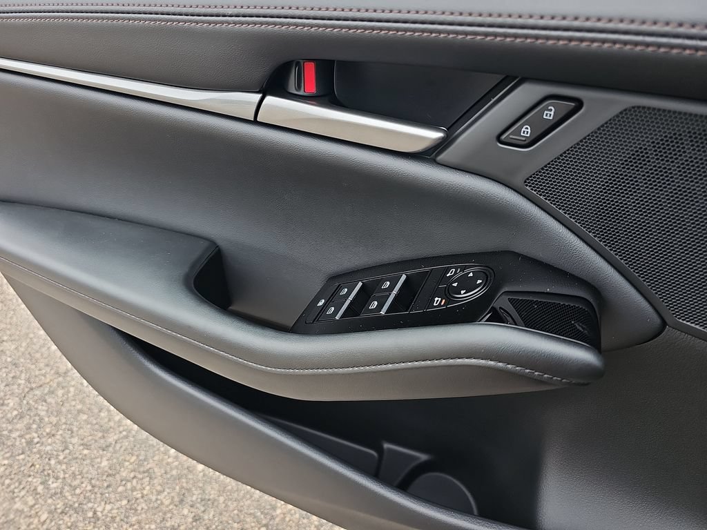 New 2026 MAZDA MAZDA3 s FWD image 25