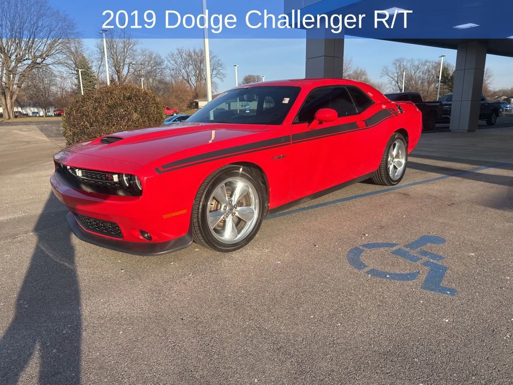 Used 2019 Dodge Challenger R/T w/ Plus Package image 2