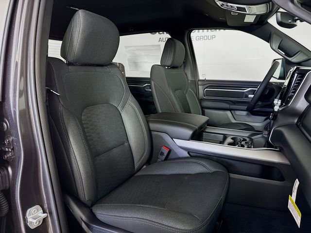 New 2026 RAM 1500 4x4 Crew Cab image 27