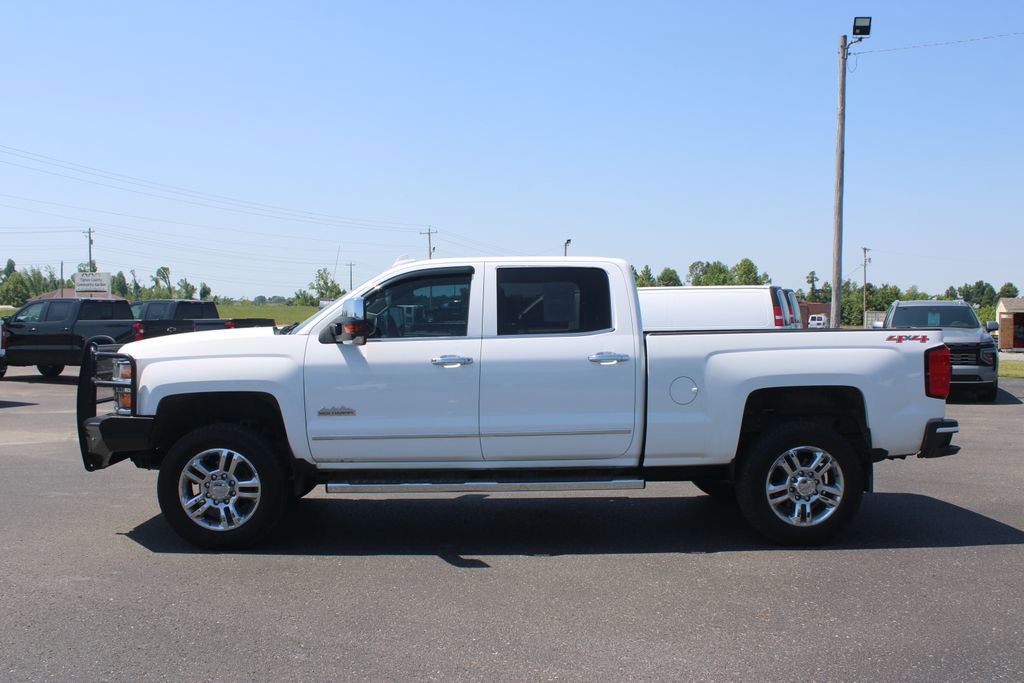 Used 2015 Chevrolet Silverado 2500 High Country w/ High Country Premium Package AWD/4WD image 6