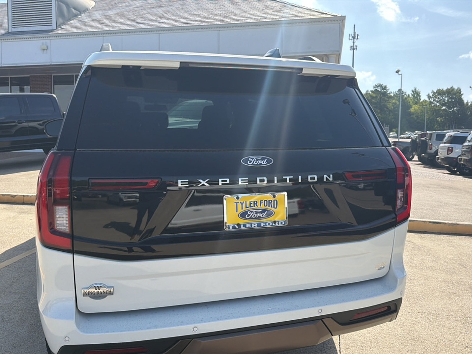 New 2027 Ford Expedition King Ranch AWD/4WD image 9