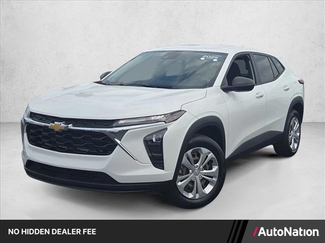 Certified 2025 Chevrolet Trax LS w/ Driver Confidence Package FWD video 1