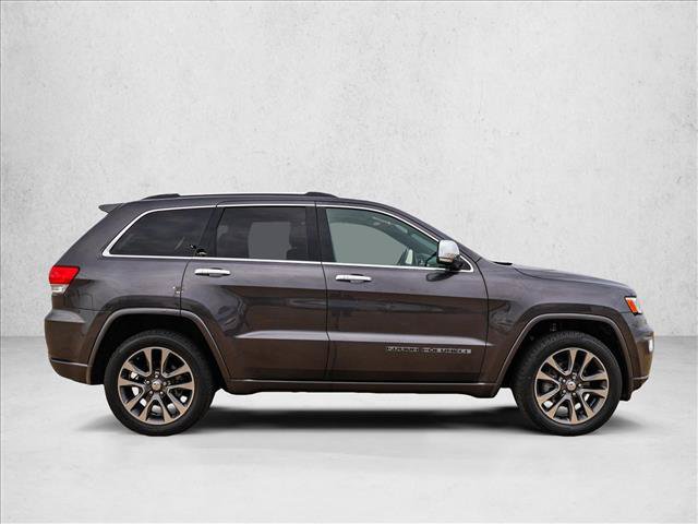Used 2018 Jeep Grand Cherokee Overland AWD/4WD image 4