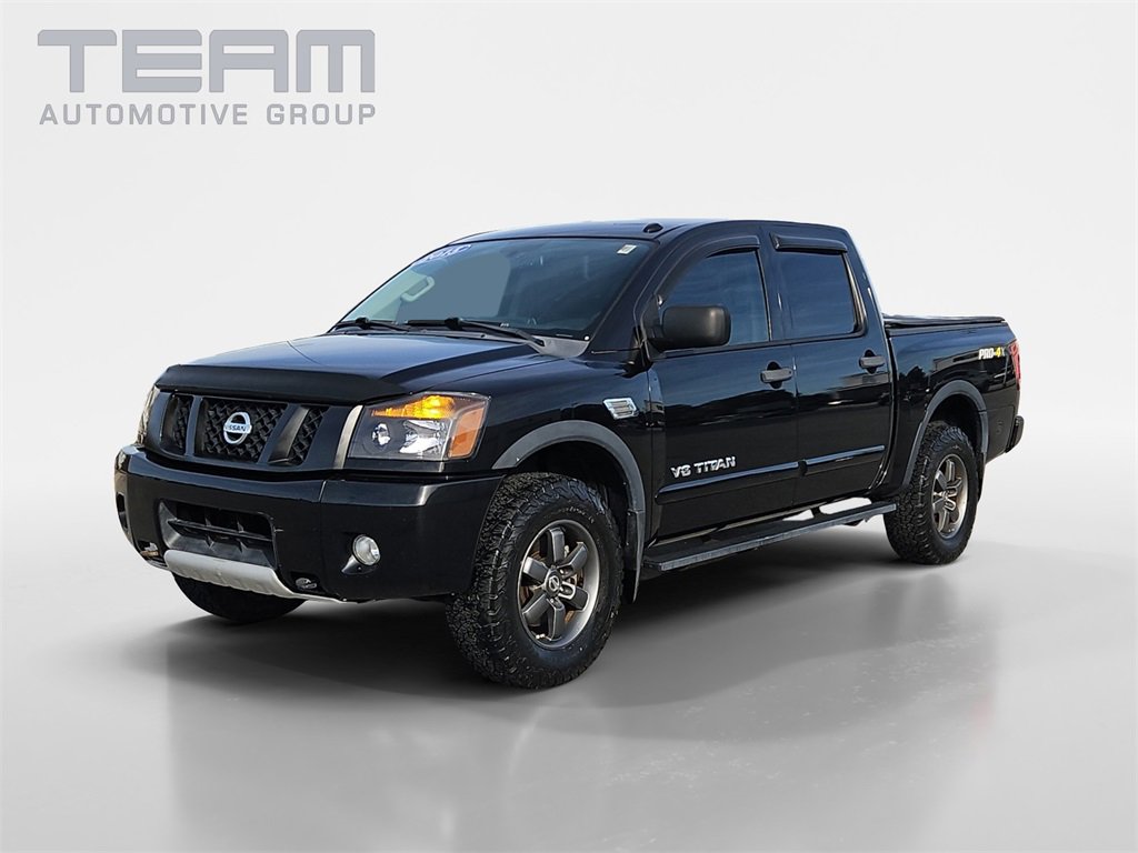 Used 2015 Nissan Titan PRO-4X image 3