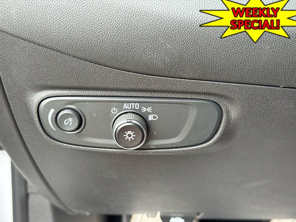 Used 2022 Chevrolet Equinox LT image 19