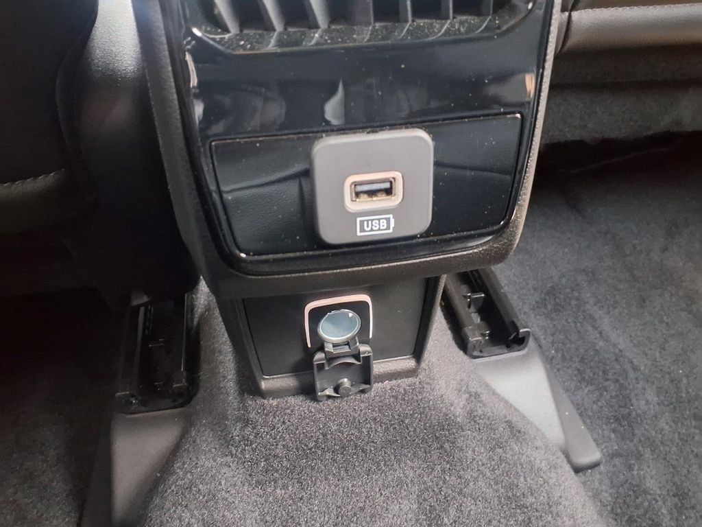New 2026 Jeep Compass Latitude AWD/4WD image 14