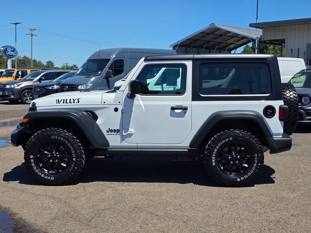 Used 2022 Jeep Wrangler Sport AWD/4WD image 24