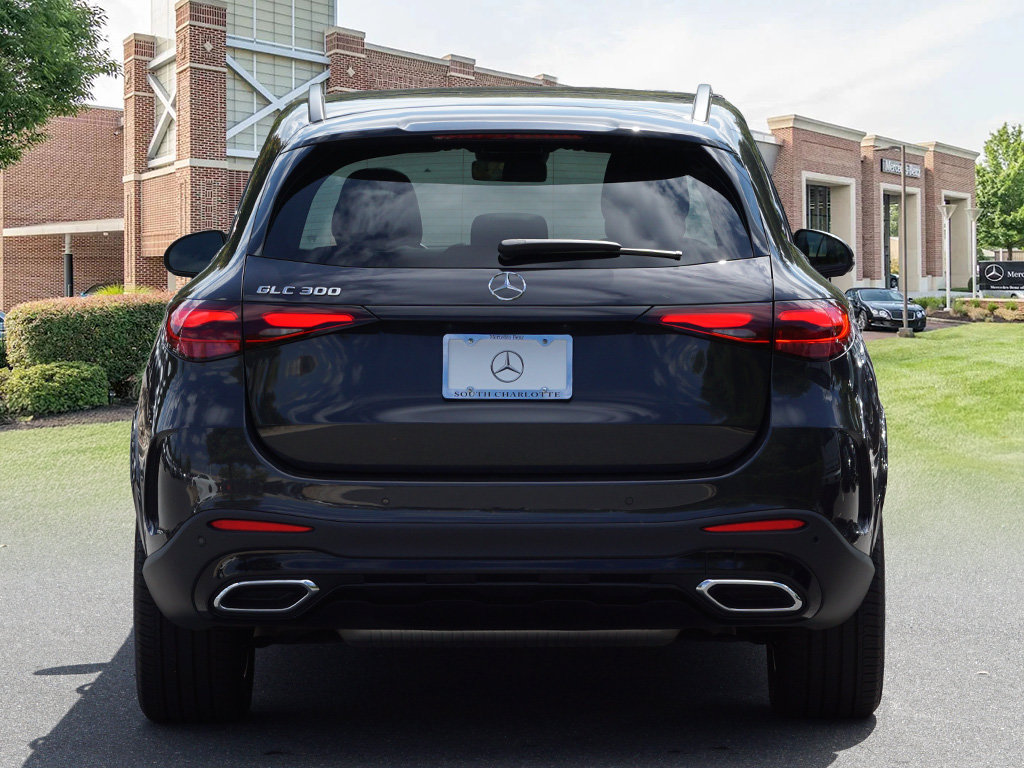 Certified 2025 Mercedes-Benz GLC 300 image 5