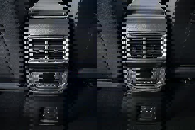 New 2026 Volkswagen Atlas SEL Premium R-Line image 19