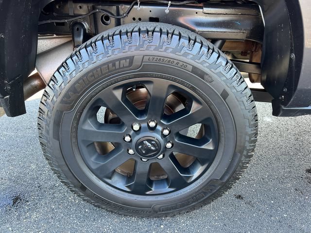 Used 2022 RAM 2500 Laramie w/ Night Edition AWD/4WD image 7