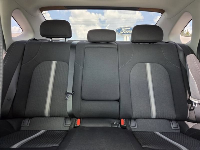 Used 2024 Hyundai Sonata SEL w/ Convenience Package FWD image 12