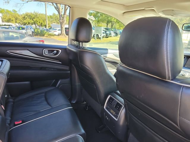 Used 2019 INFINITI QX60 Luxe w/ Essential Package image 31