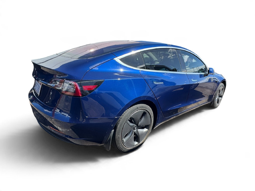 Used 2017 Tesla Model 3 Long Range RWD image 4