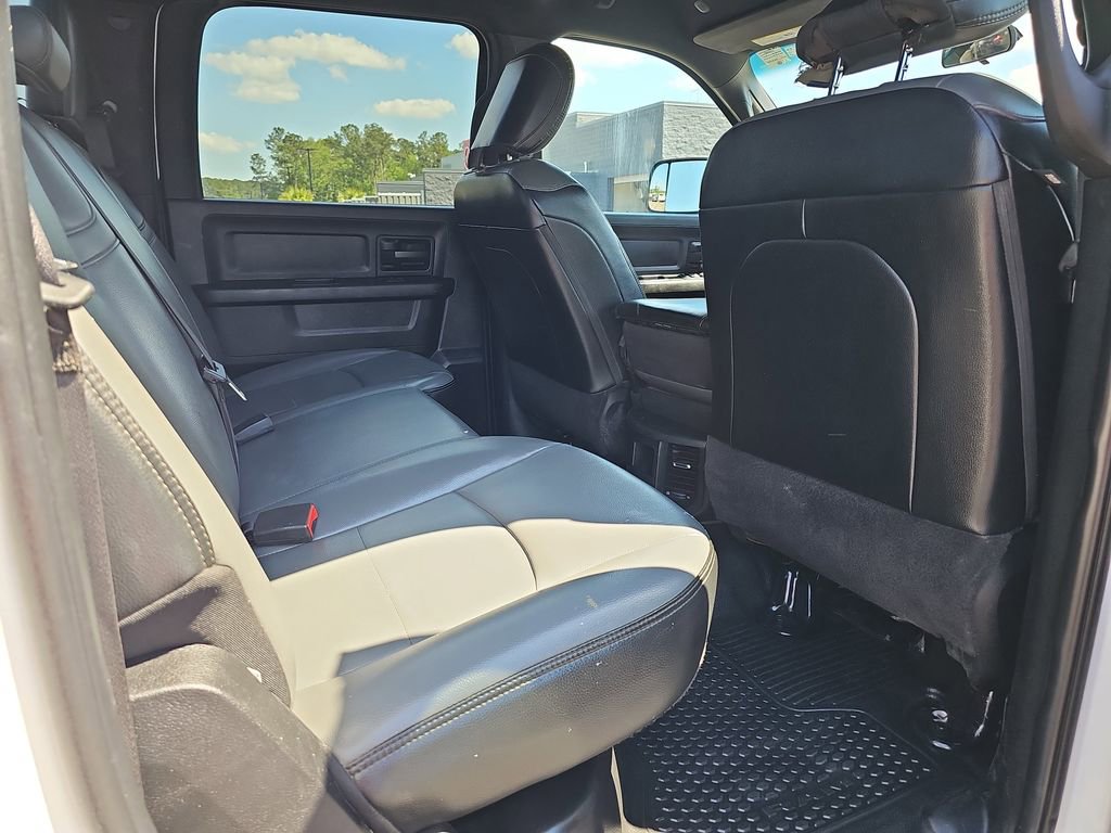 Used 2021 RAM 2500 Tradesman w/ Chrome Appearance Group AWD/4WD image 12