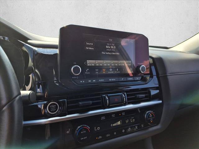 Used 2024 Nissan Pathfinder SV FWD image 10