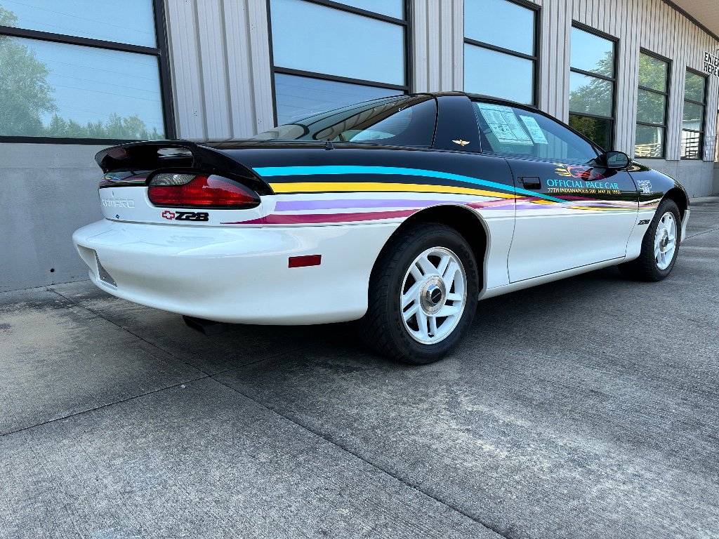 Used 1993 Chevrolet Camaro Z28 image 27