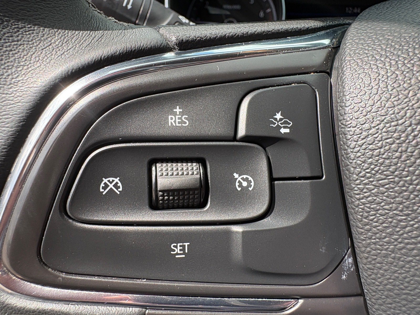 Used 2023 Buick Encore GX Select w/ Experience Buick Package FWD image 21