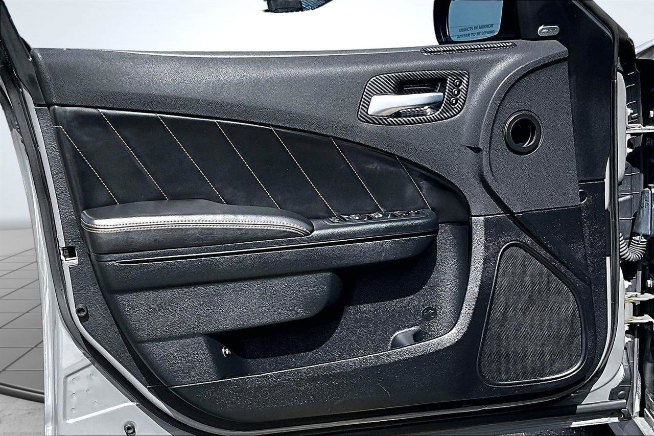 Used 2018 Dodge Charger R/T image 20