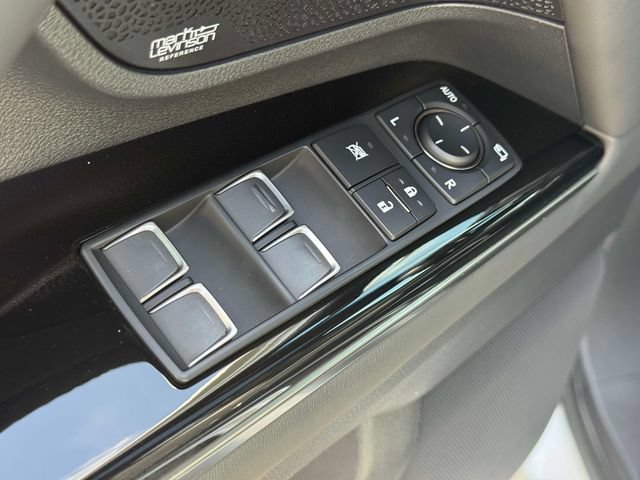 Used 2023 Lexus LX 600 4WD w/ Appearance Package image 23