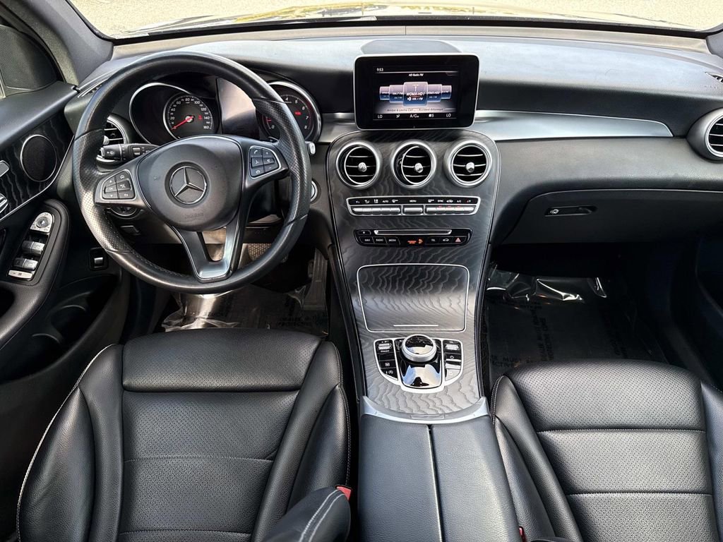 Used 2018 Mercedes-Benz GLC 300 image 19
