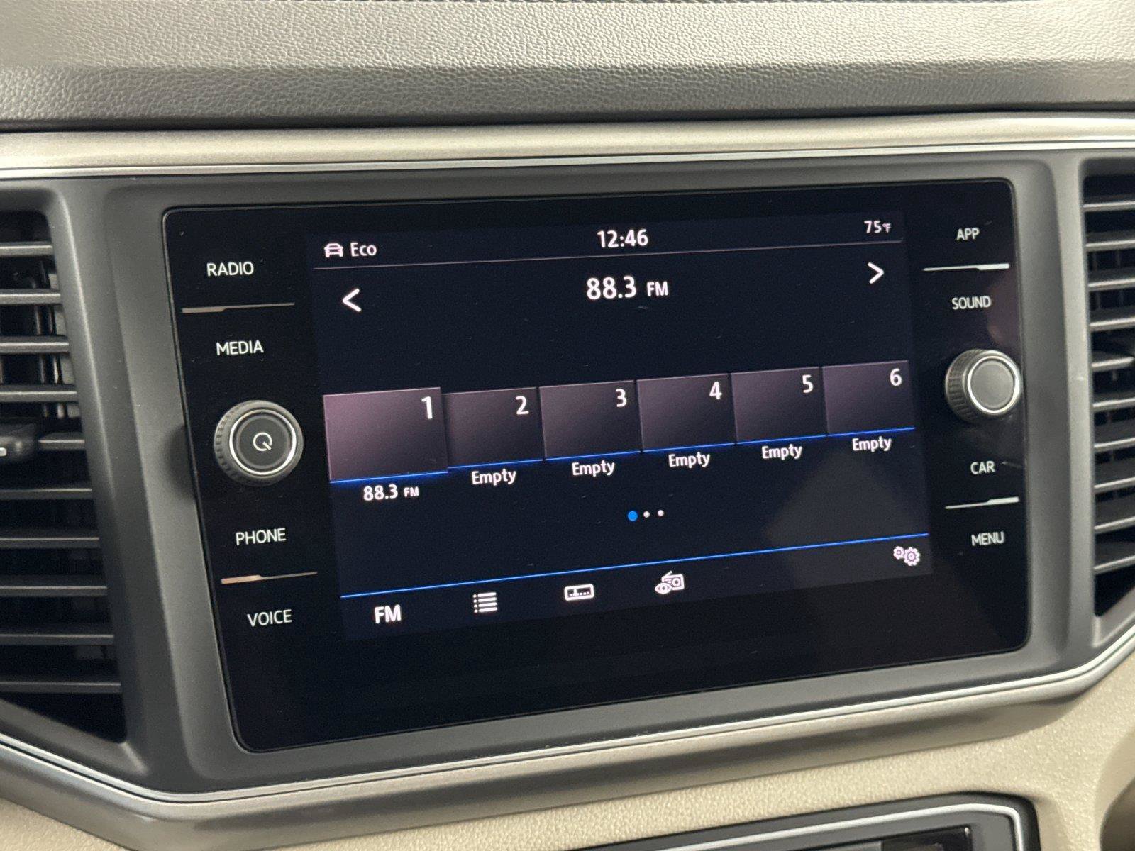 Used 2019 Volkswagen Atlas SE w/ Towing Package AWD/4WD image 17