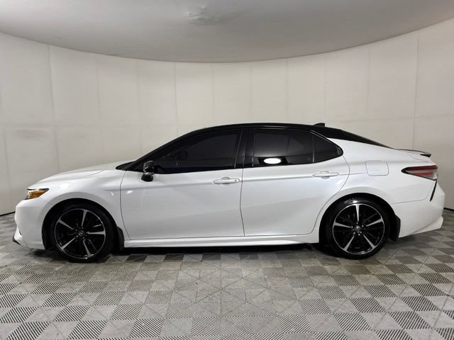 Used 2018 Toyota Camry XSE w/ Driver Assist Package FWD image 3