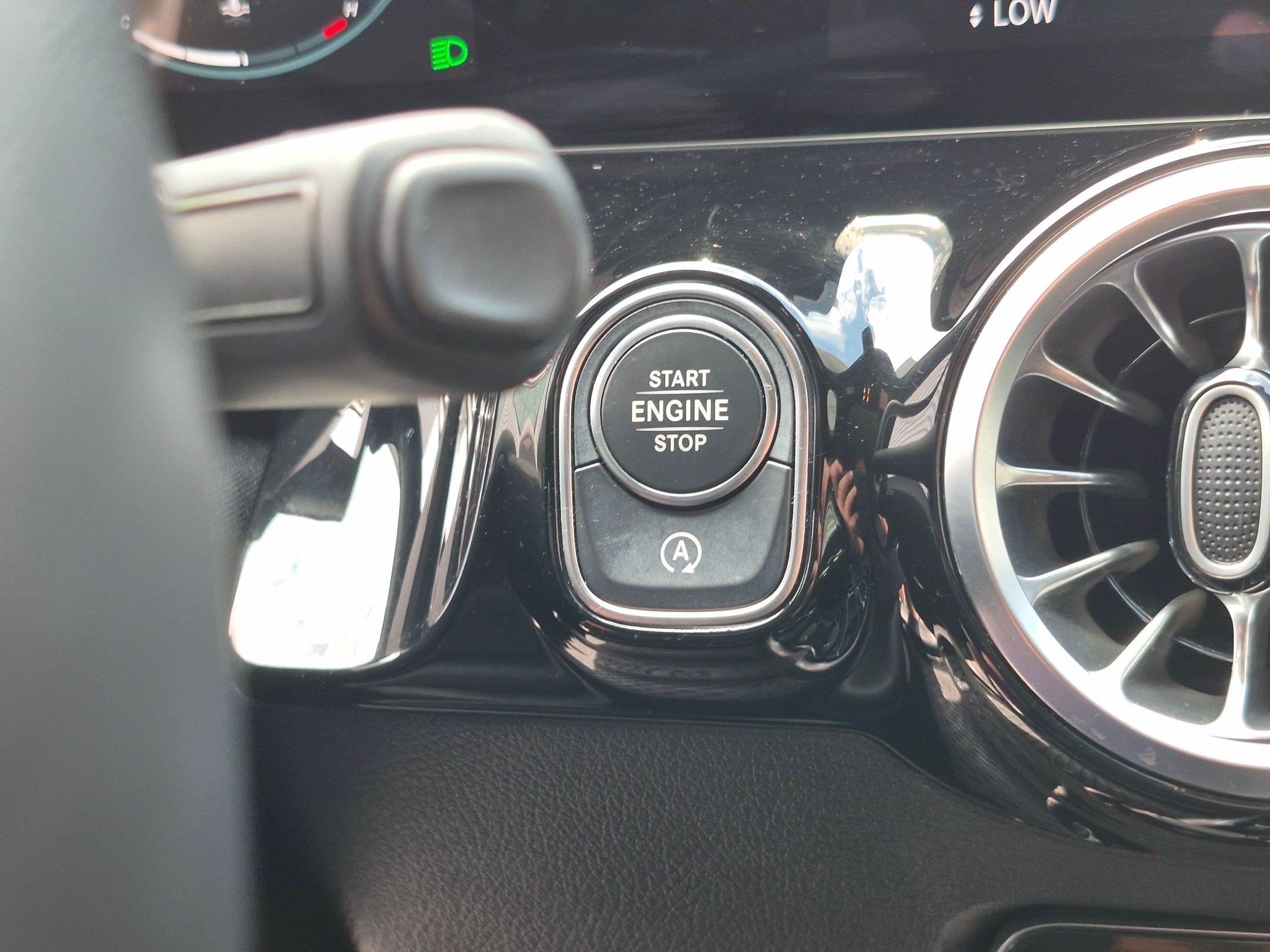 Certified 2023 Mercedes-Benz GLA 250 4MATIC image 20
