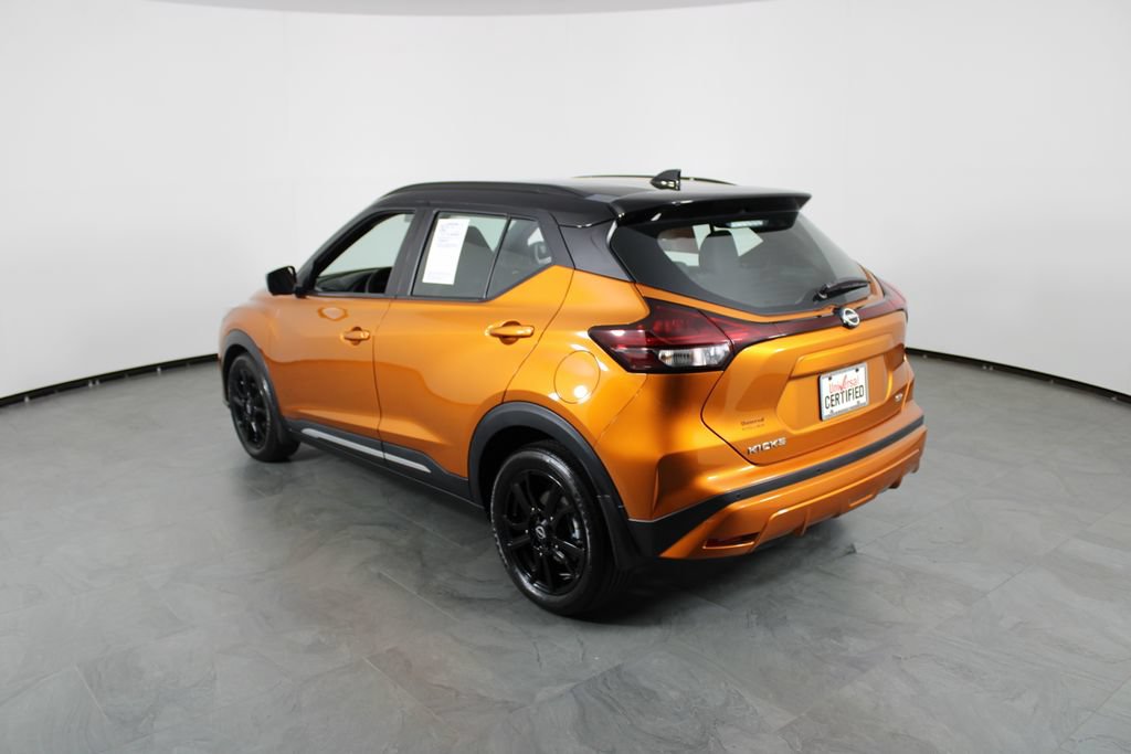 Certified 2022 Nissan Kicks SR FWD image 15