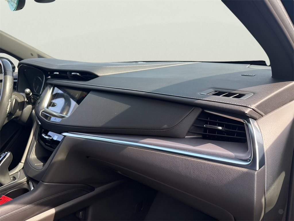 Certified 2022 Cadillac XT5 Luxury image 18
