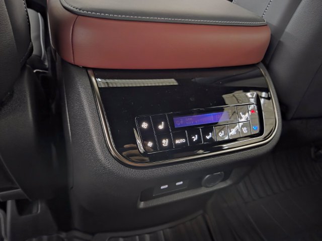 New 2027 INFINITI QX80 Autograph w/ Autograph Exterior Package AWD/4WD image 17