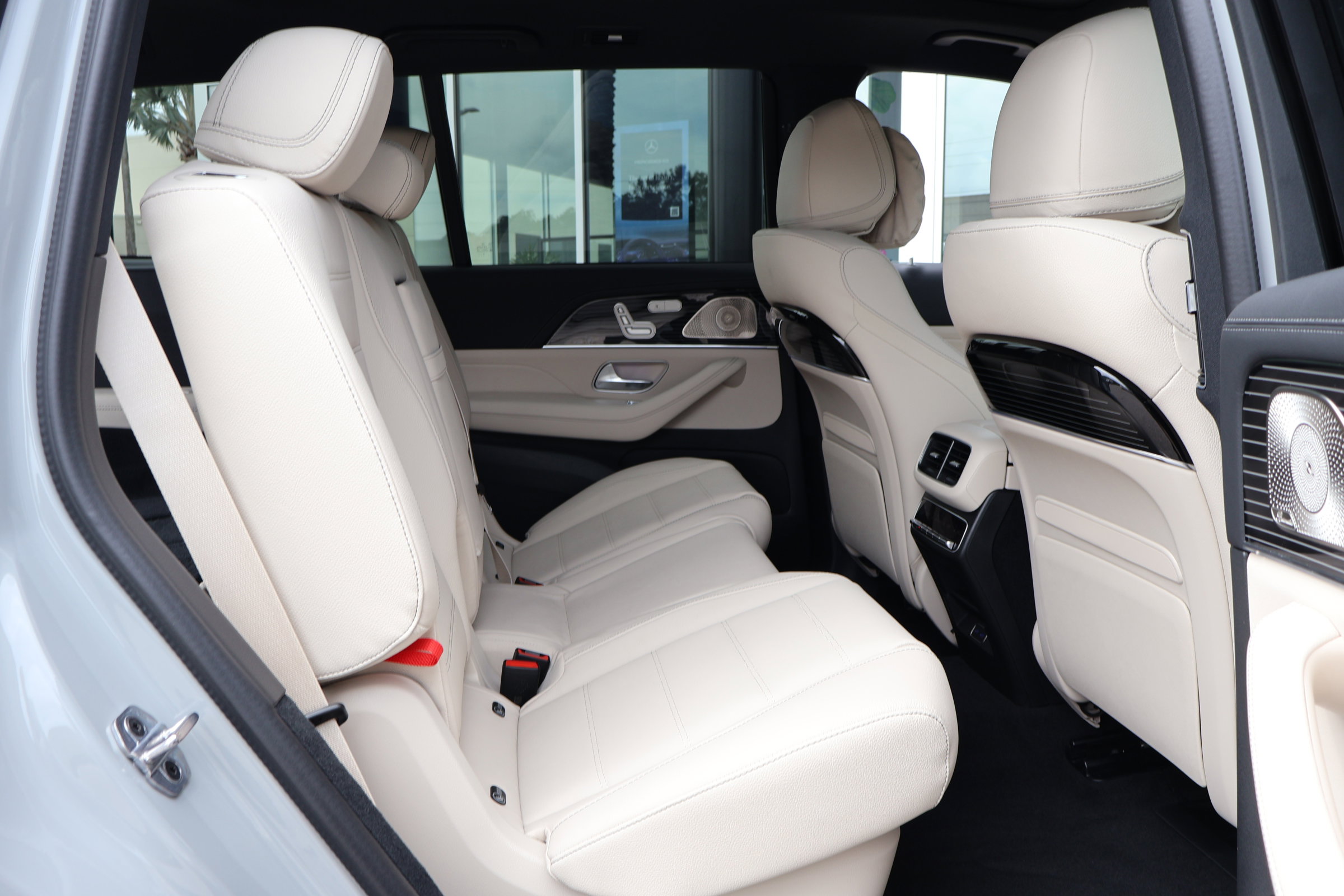 New 2026 Mercedes-Benz GLS 580 4MATIC image 24