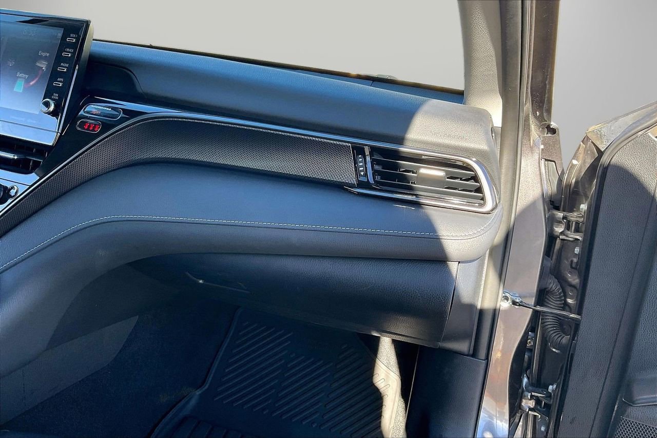 Used 2023 Toyota Camry XSE w/ Cold Weather Package image 21