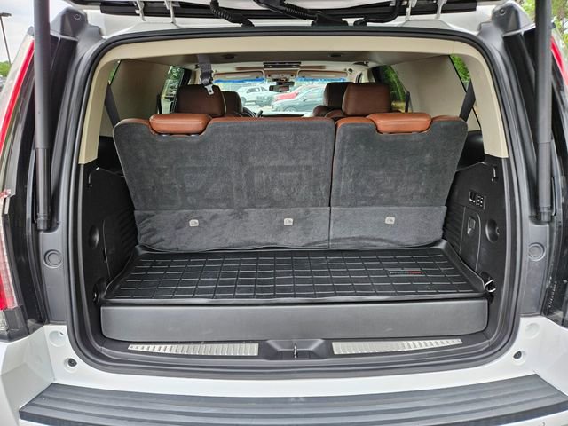 Used 2018 Cadillac Escalade Premium Luxury RWD image 17