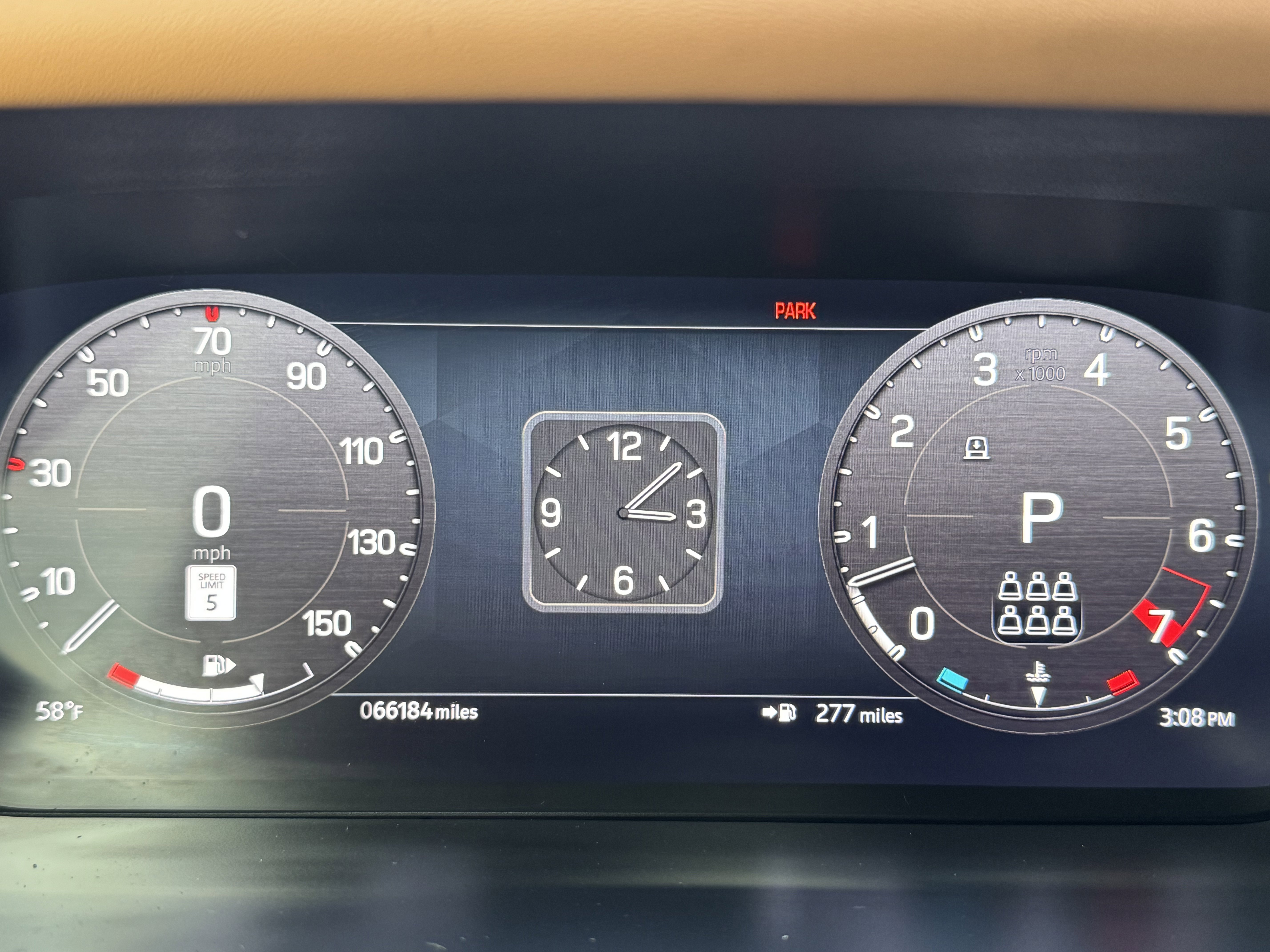 Used 2023 Land Rover Defender 130 S image 37