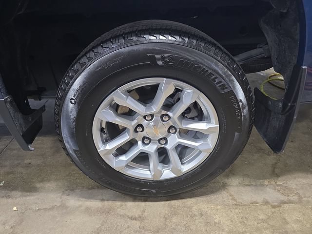 Used 2024 Chevrolet Silverado 1500 LT AWD/4WD image 35