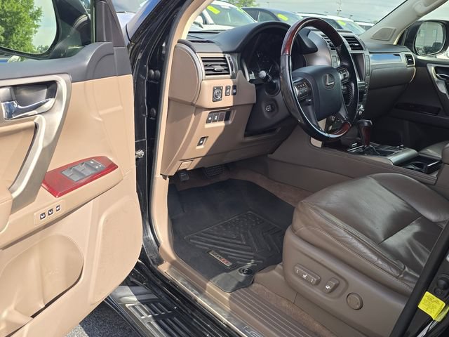 Used 2017 Lexus GX 460 Premium AWD/4WD image 9