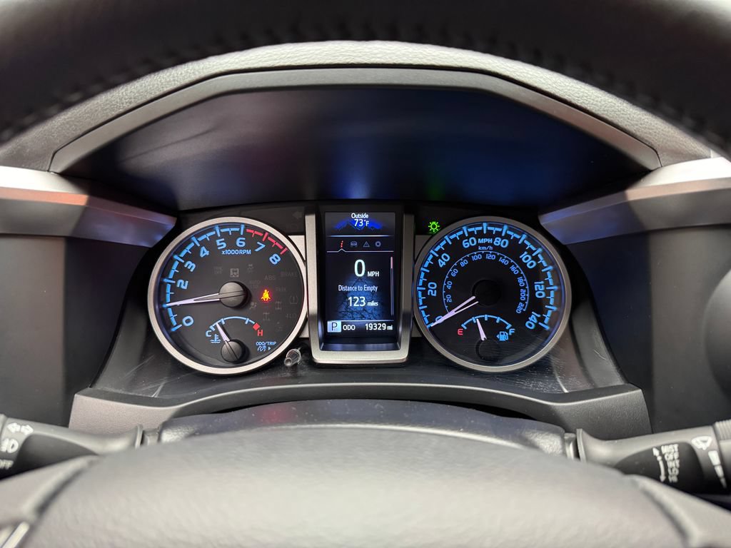 Used 2023 Toyota Tacoma SR5 w/ Technology Package AWD/4WD image 17