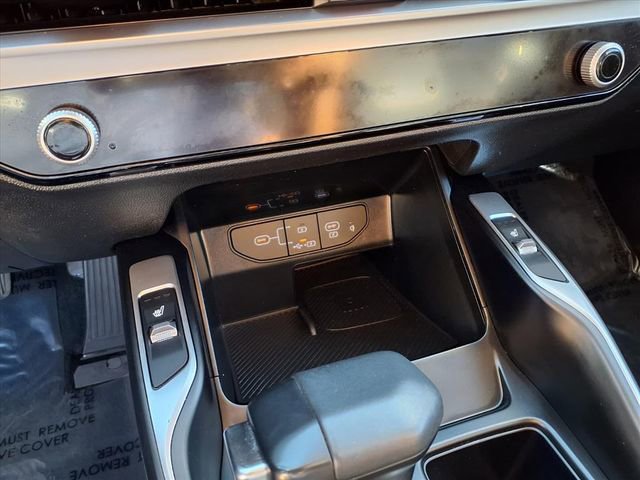 Used 2024 Kia Sorento S image 17