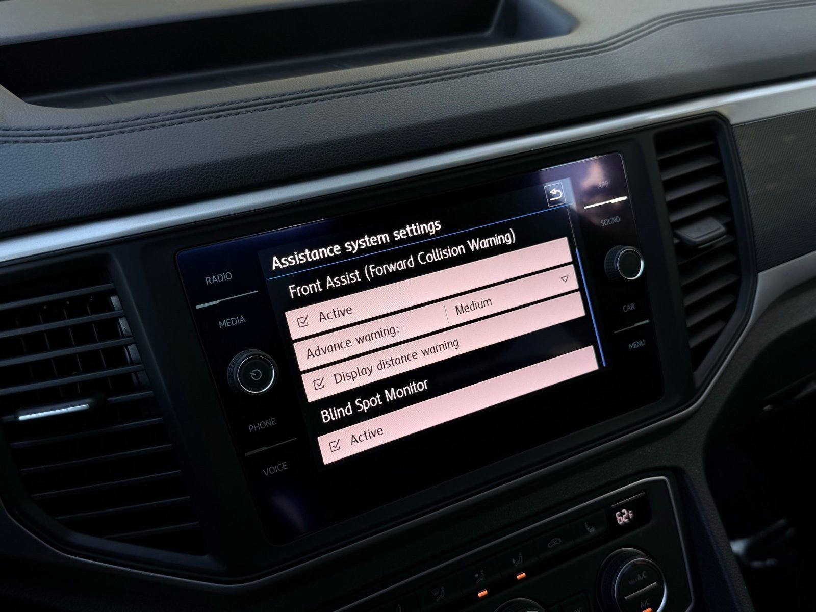 Used 2021 Volkswagen Atlas SE w/ Panoramic Sunroof Package image 32