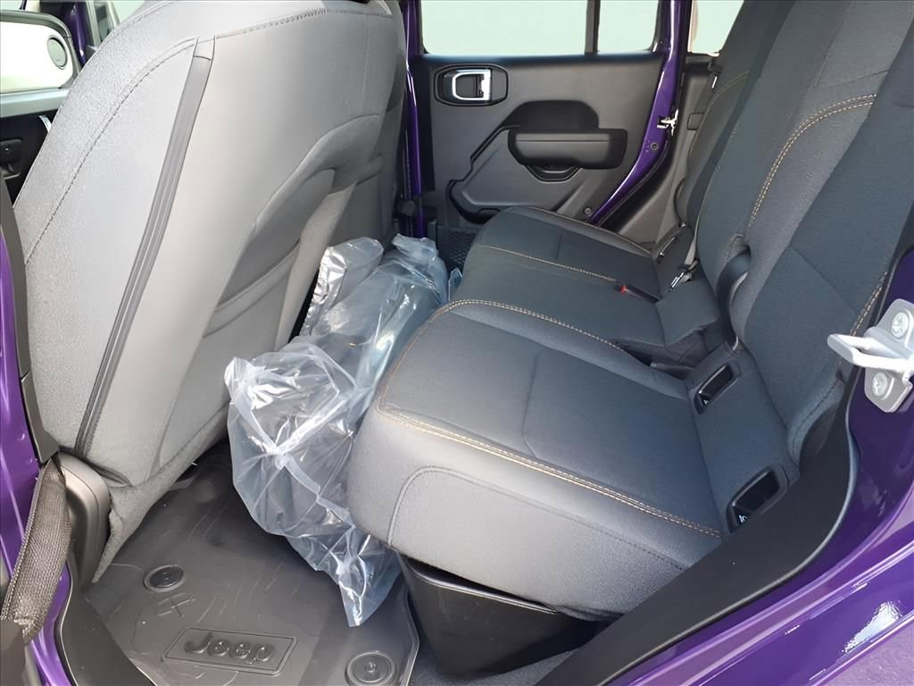 New 2026 Jeep Gladiator Willys image 10