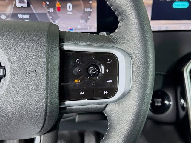 New 2026 Nissan Armada SL w/ Captain's Chari Seat Package AWD/4WD image 11