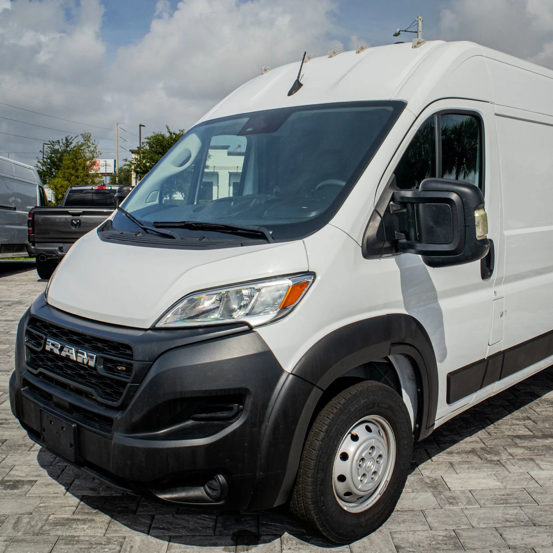 Used 2023 RAM ProMaster 2500 FWD image 10