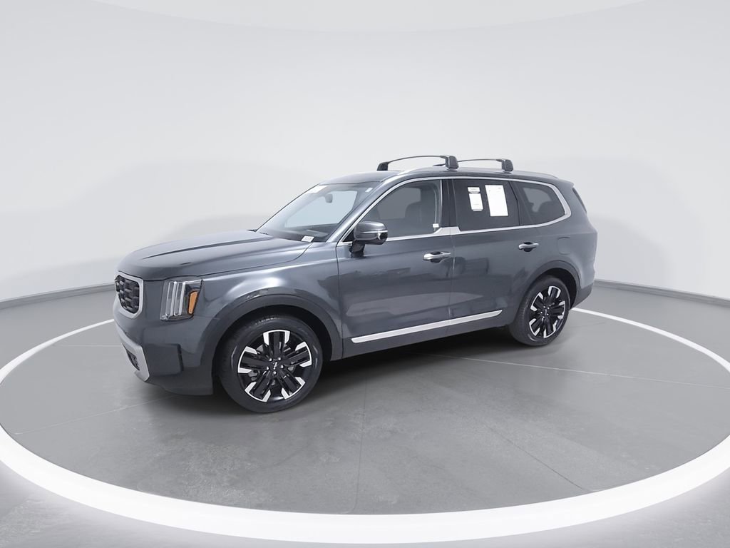 Used 2024 Kia Telluride SX w/ Towing Package image 2