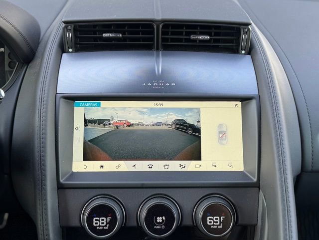 Used 2022 Jaguar F-TYPE R image 27