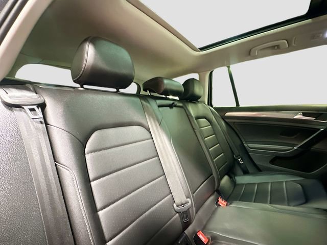 Used 2018 Volkswagen Golf Alltrack SEL AWD/4WD image 30