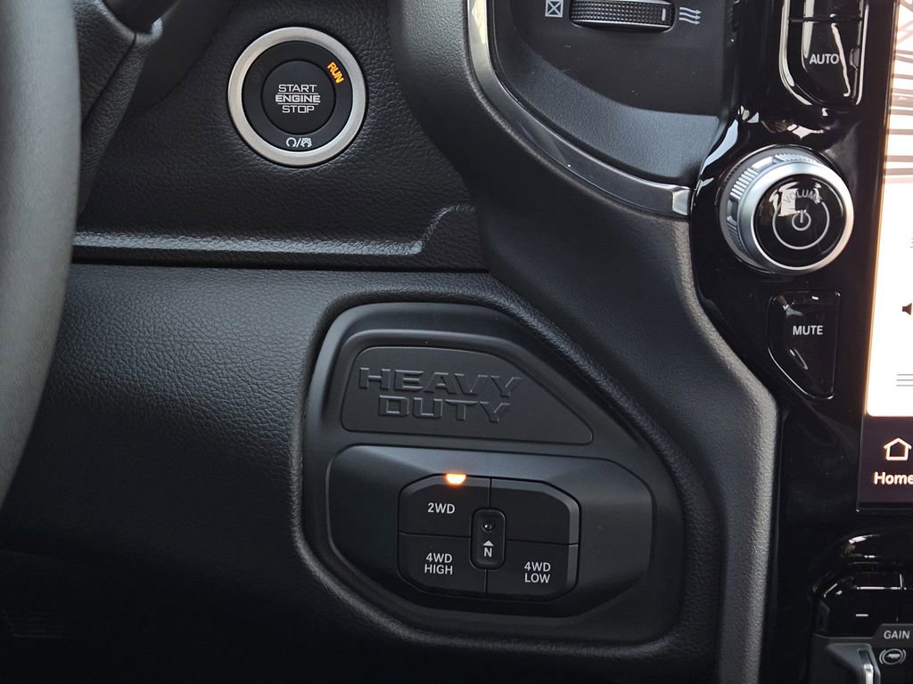 New 2026 RAM 2500 Laramie AWD/4WD image 21