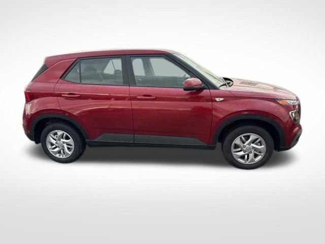 Used 2026 Hyundai Venue SE image 5